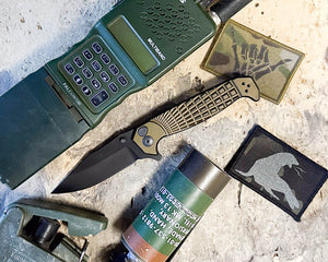 Crow Folder- Anodized OD green handle, black nitride blade, grenade stippled Grip, deep carry pocket clip